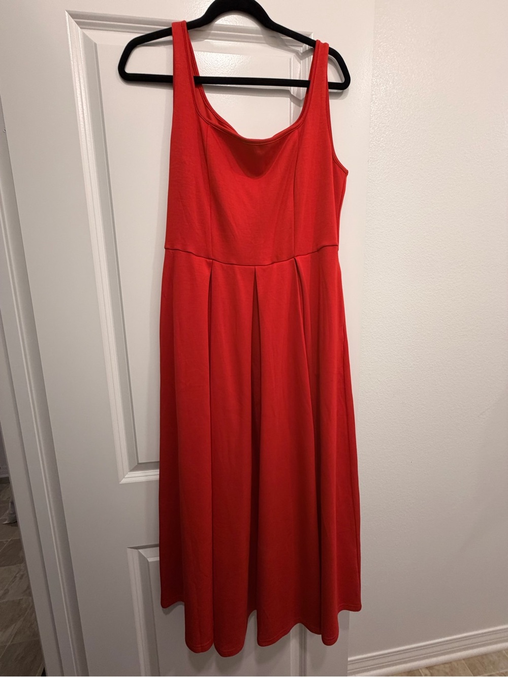 Sleeveless Red Midi Dress with Flared Skirt